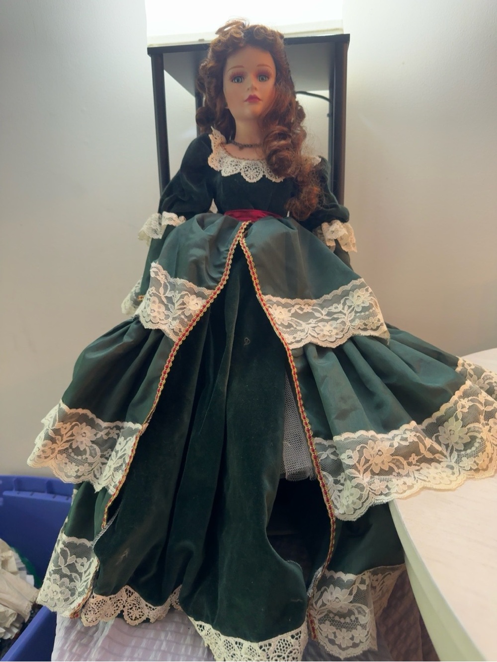 Count of Dolls limited edition #250/2000